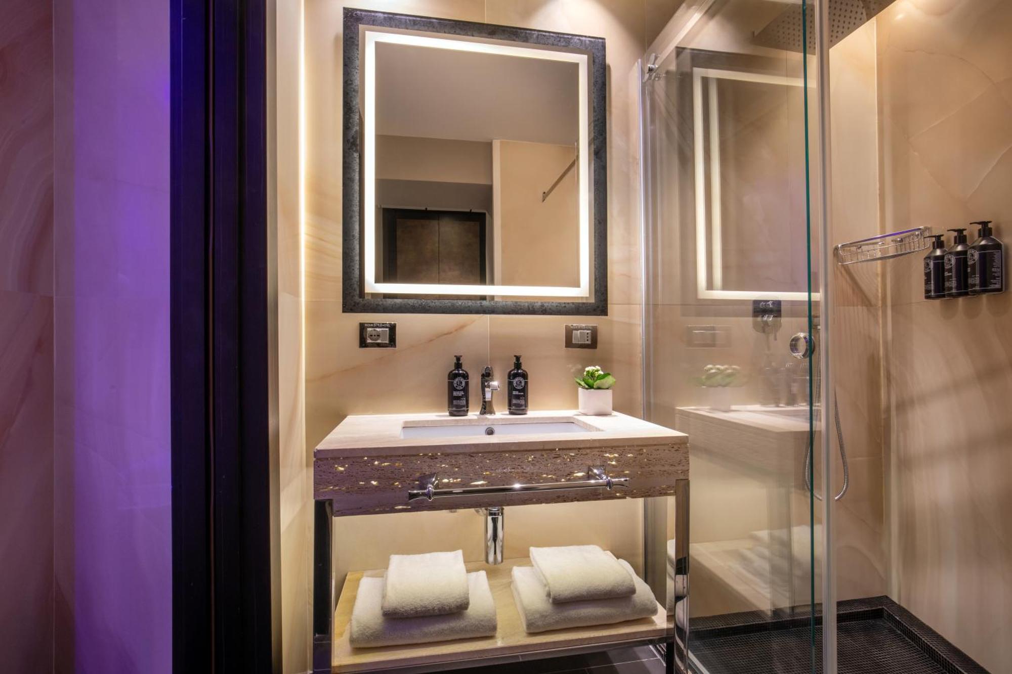 The Style Hotel Rome Room photo